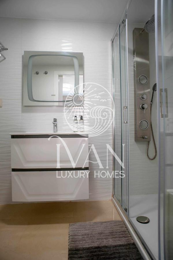 Casa Munteanu Ivan Luxury Homes 6ªpta Norte 1ªlinea 오로페사델마르 외부 사진